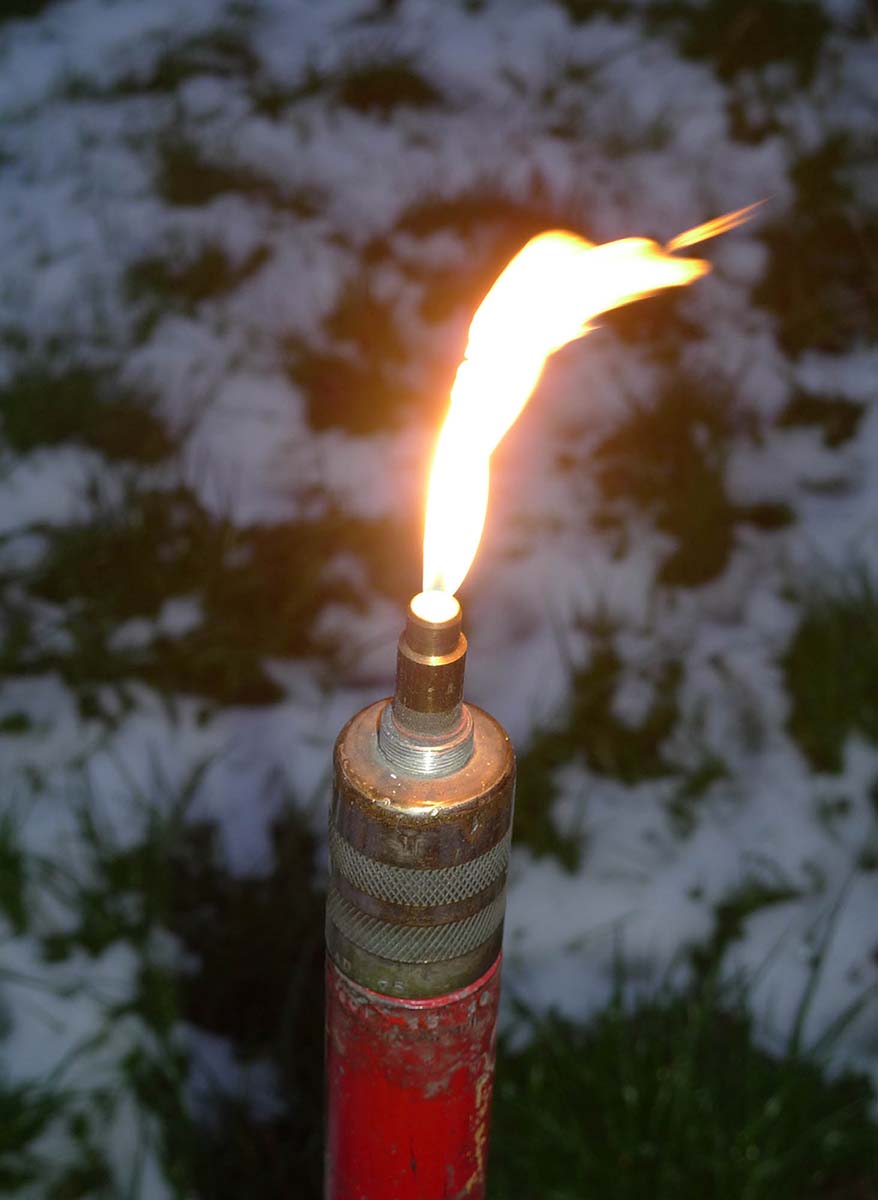 torche casimir allumée détail